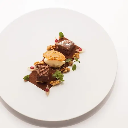 Excelsior By Geisel Отель