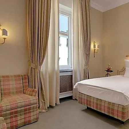 Excelsior Hotel 4*