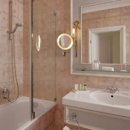 ホテル Excelsior By Geisel